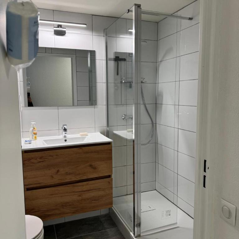 Studio with terrace in the center with AC - Appartement 1 Chambre - 8