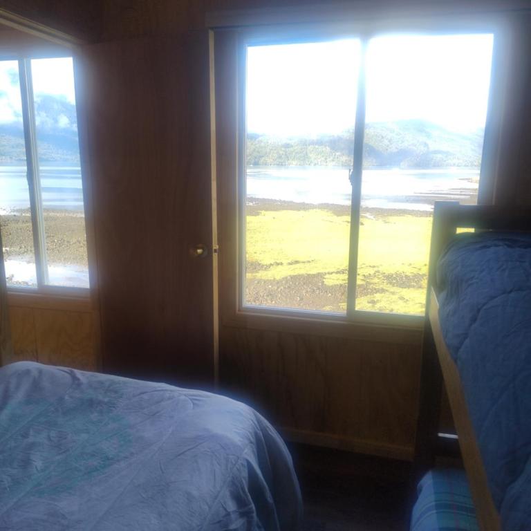 Cabañas Palafito Hornopiren - Two-Bedroom House - 11