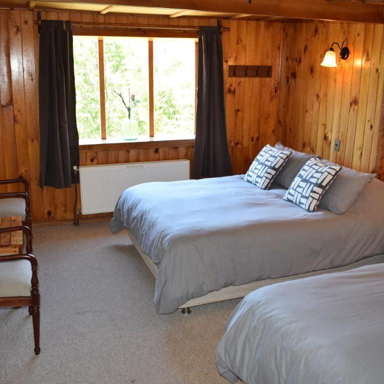 Hostal y Cabañas "El Coigüe" - Habitación Doble - 1 o 2 camas - 4