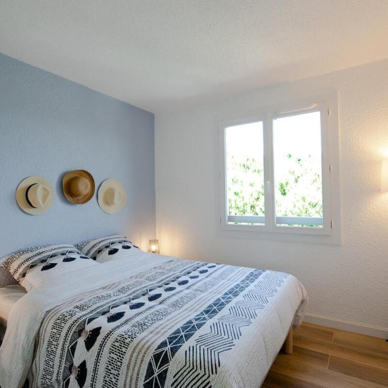 T2 Lumineux climatisé à 200m de la plage et parking privé - Two-Bedroom Apartment - 12