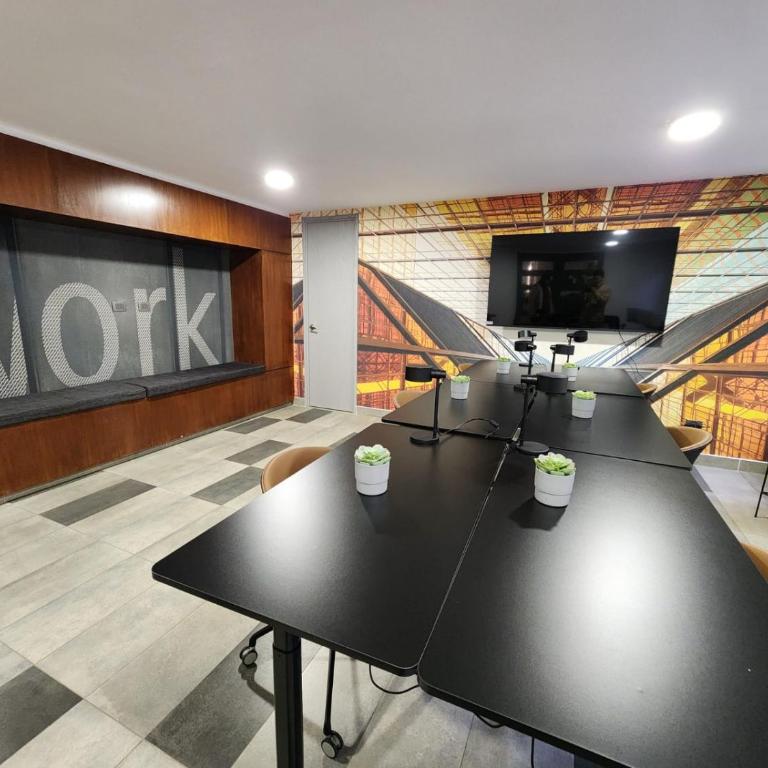 HOM I Departamento 1Dl1B Metro Santa Lucia 2PAX - Apartamento - 32