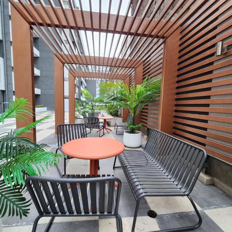 HOM I Departamento 1Dl1B Metro Santa Lucia 2PAX - Apartamento - 43
