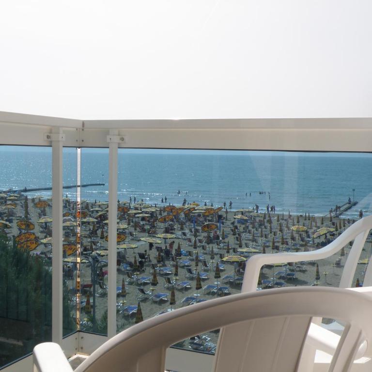 Hotel Atlantico - Camera Matrimoniale/Doppia con Letti Singoli con Vista Mare Parziale - 8