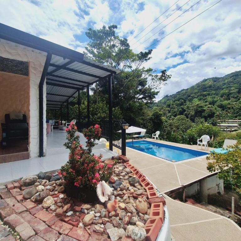 CASA BLANCA EN LA VEGA - Two-Bedroom House - 1