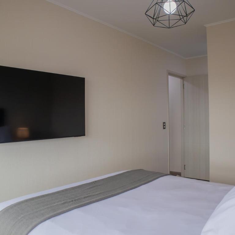 Benavides by Wynwood House - Two-Bedroom Deluxe Apartment - 15