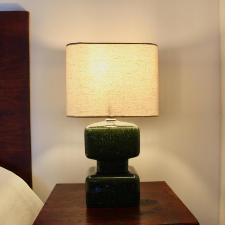 Charmant appartement proche mer - centre ville - Two-Bedroom Apartment with Terrace - 10