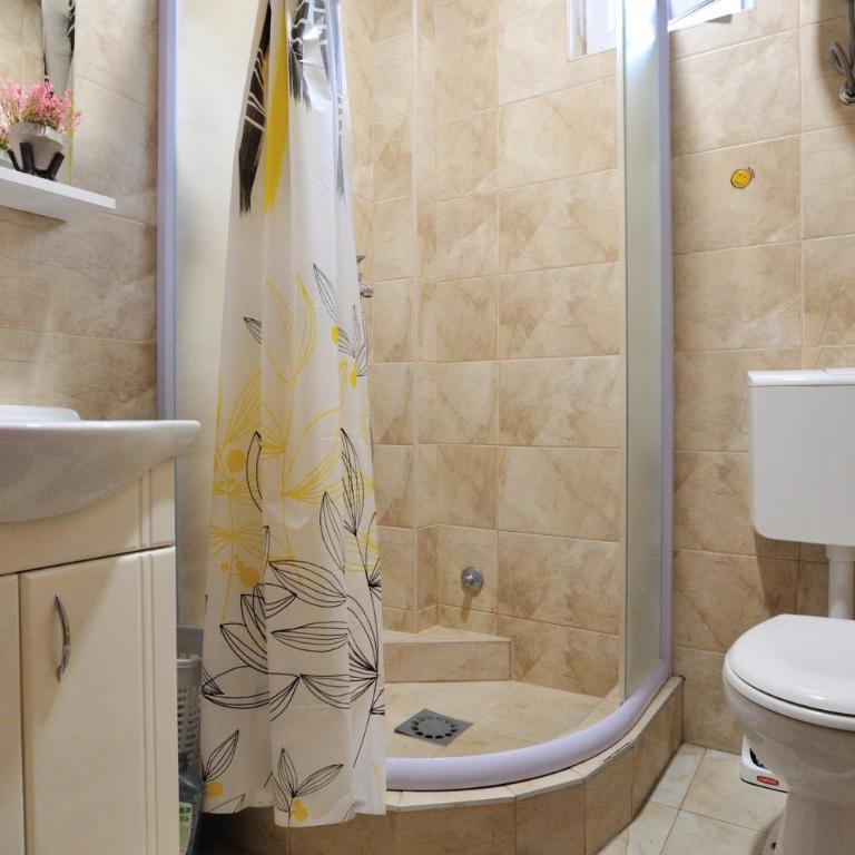 Villa Edem - Twin Room - 13