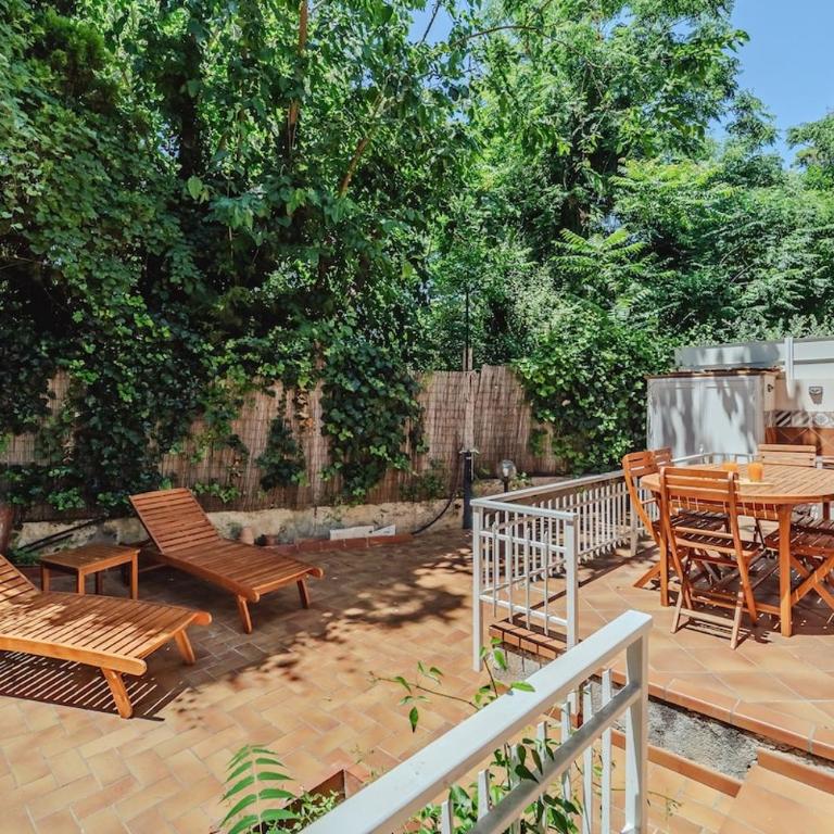 Domus Rosae - Three-Bedroom Villa - 3