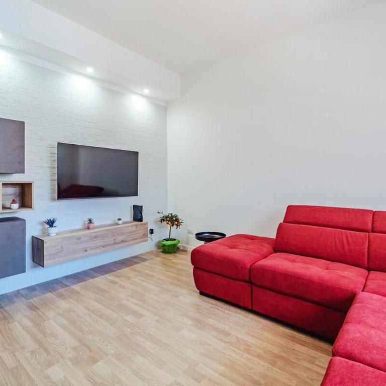 Domus Rosae - Three-Bedroom Villa - 18