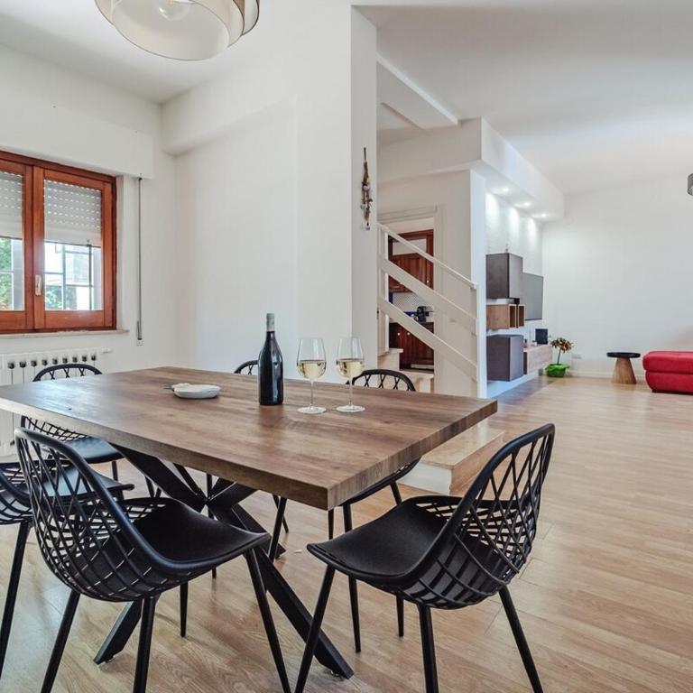 Domus Rosae - Three-Bedroom Villa - 22