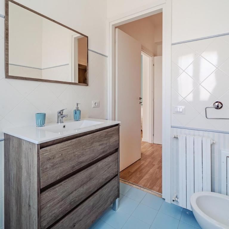 Domus Rosae - Three-Bedroom Villa - 23