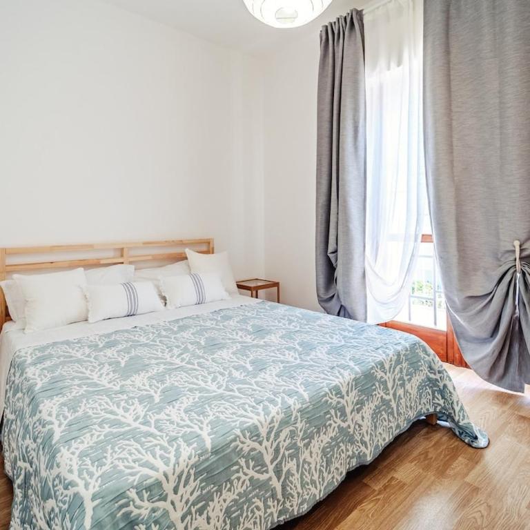 Domus Rosae - Three-Bedroom Villa - 36