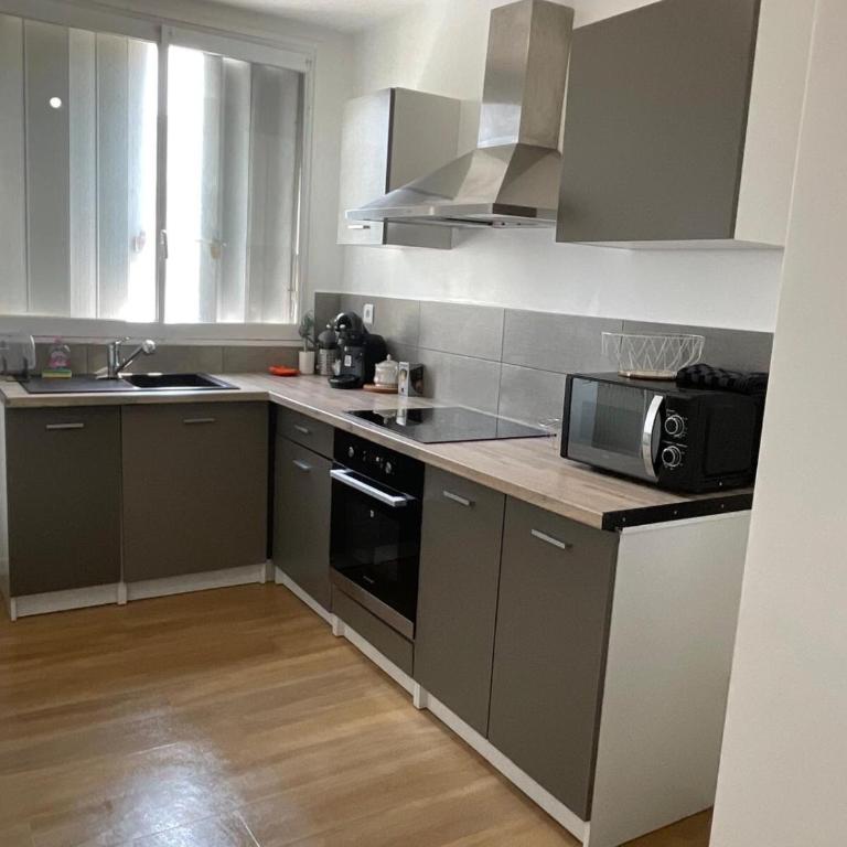 Le Repaire Urbain - 8 voyageurs - Apartment mit 4 Schlafzimmern und einem Balkon - 17