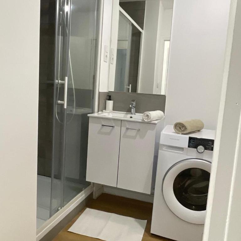 Le Repaire Urbain - 8 voyageurs - Apartment mit 4 Schlafzimmern und einem Balkon - 19