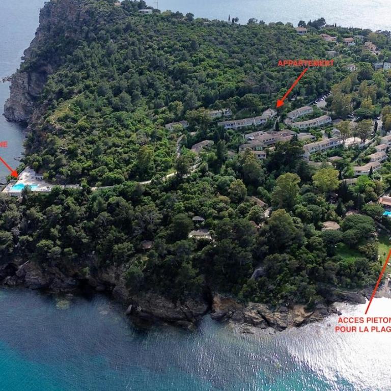 Mazet vue mer et piscine chauffée - One-Bedroom Apartment - Non-Smoking - 24