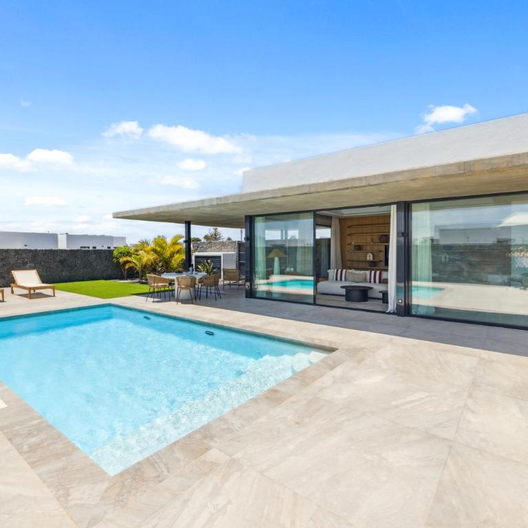 Villa Macaronesian - Three-Bedroom Apartment - 2