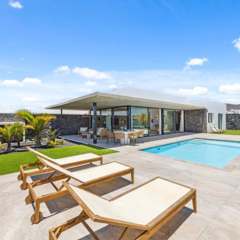 Villa Macaronesian - Three-Bedroom Apartment - 3