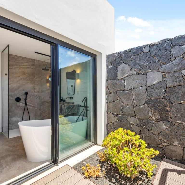 Villa Macaronesian - Three-Bedroom Apartment - 20