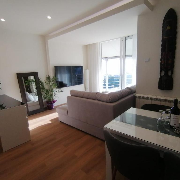 Apartments Knežević - Two-Bedroom Deluxe Apartment with Ocean View - 20
