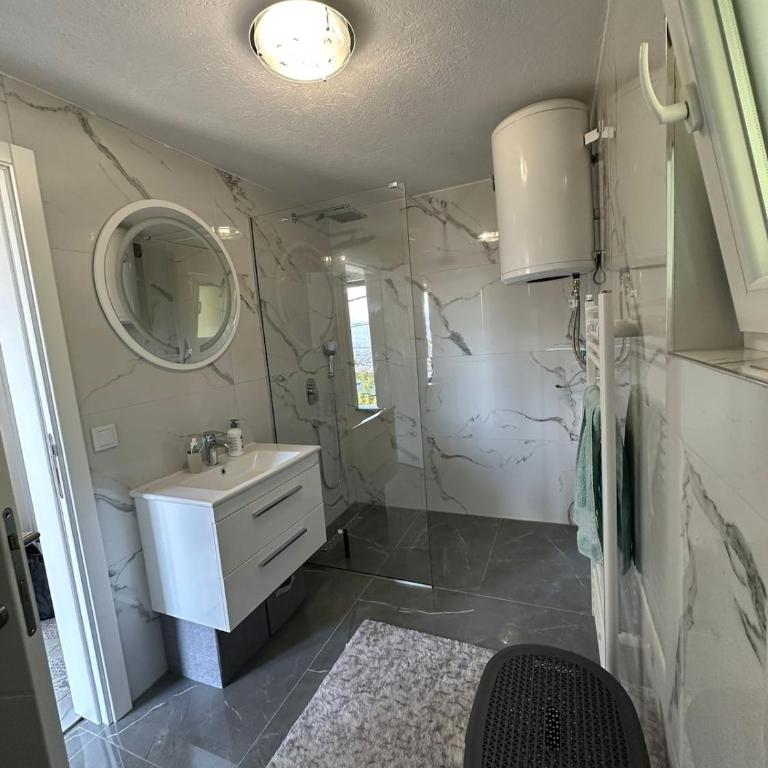 Salihovic house in Sarajevo - One-Bedroom Apartment - 16