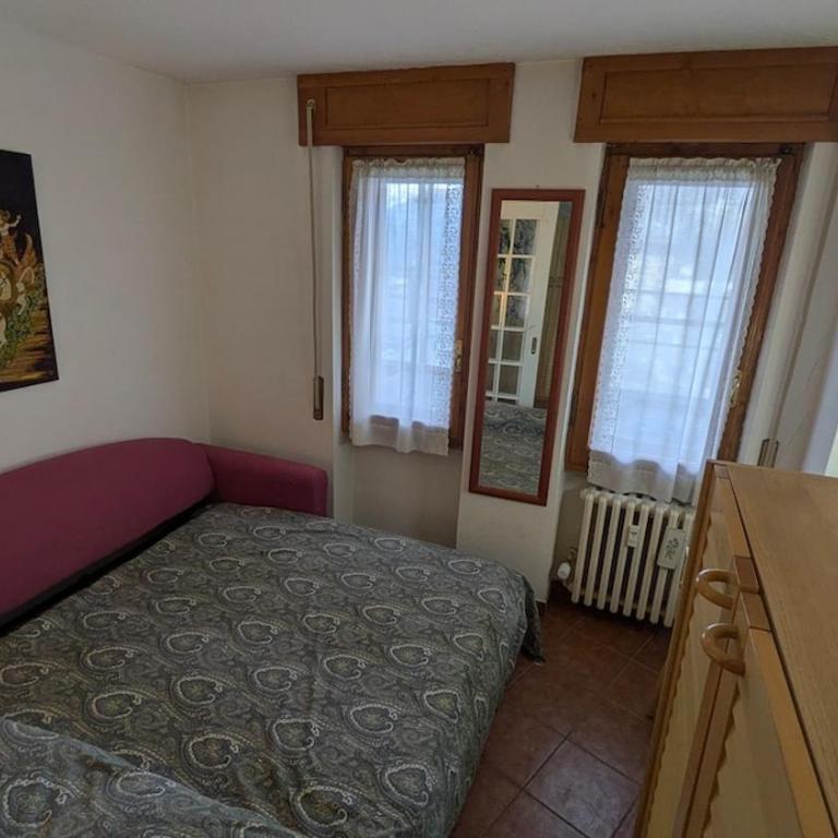 YNH Four-room apartment with parking space - Appartamento con 3 Camere da Letto - 10