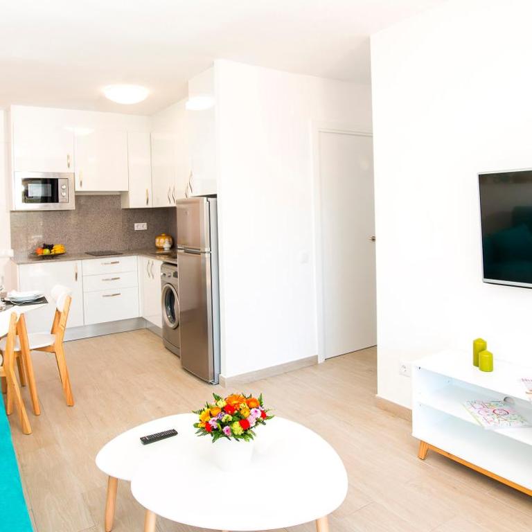 Ona Aquamarina - One-Bedroom Apartment - 4