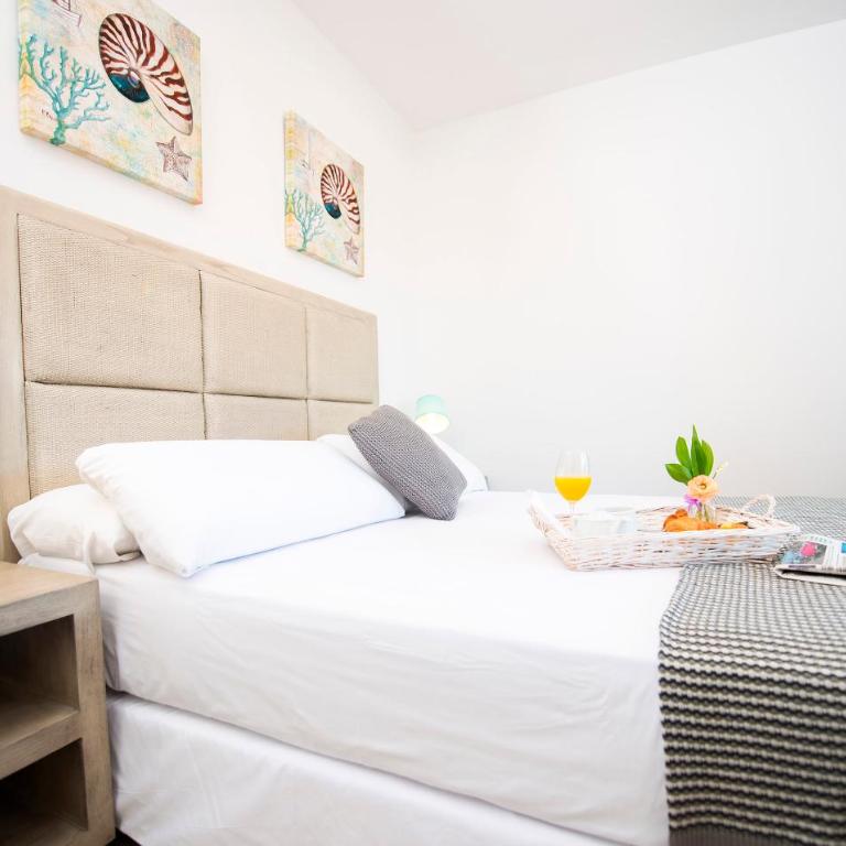 Ona Aquamarina - One-Bedroom Apartment - 1