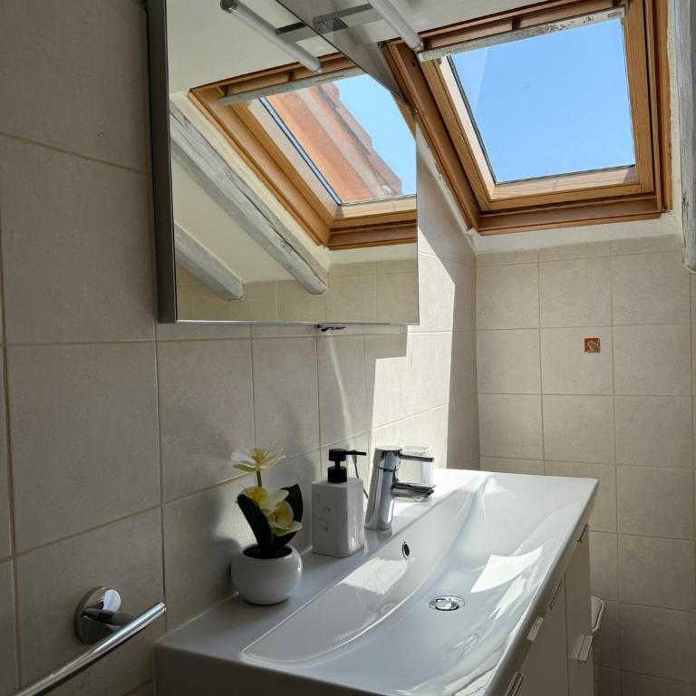 Accogliente Mansarda Vicino al Mare - One-Bedroom Apartment - 19