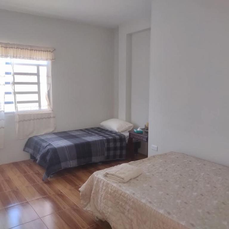 Juani's Beach House - Twin Room - 2