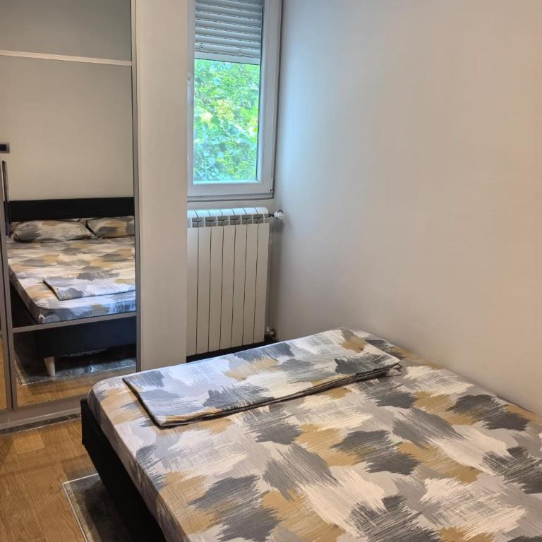 Kalemegdan park & Zoo - City center - Deluxe One-Bedroom Apartment with Garden View - 8