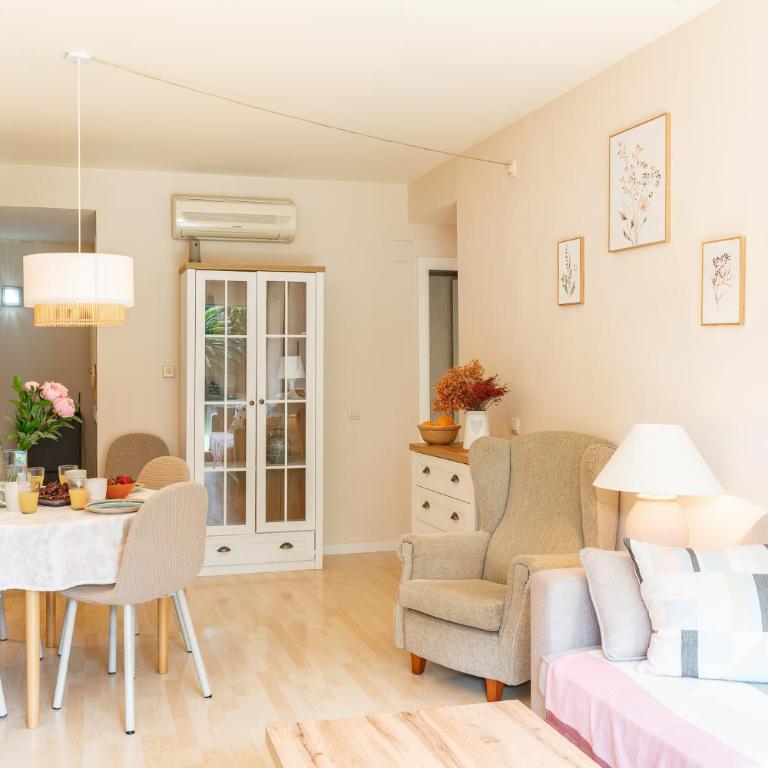 Charming Garden Apartment en "Jardins de Sa Boadella" - Apartamento de 2 dormitorios - 19