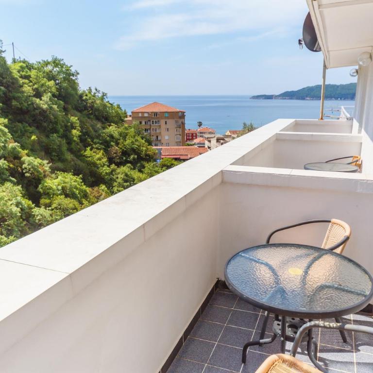 Apartments Harmonija - Apartman sa 4 Spavaće Sobe i Pogledom na More - 2