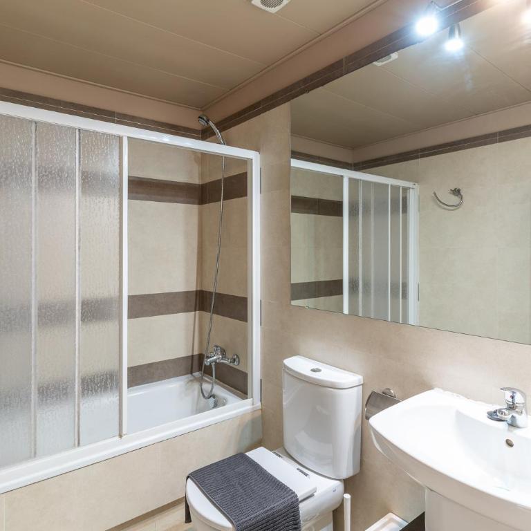 Charming Garden Apartment en "Jardins de Sa Boadella" - Apartamento de 2 dormitorios - 48