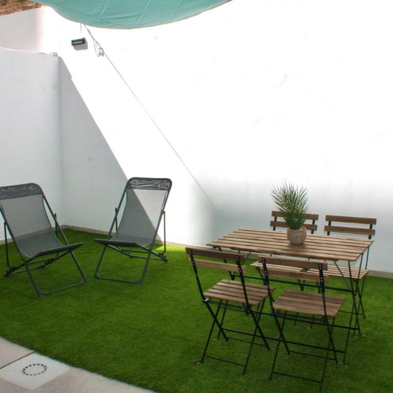 Maresia Zarco - One-Bedroom Apartment - 10