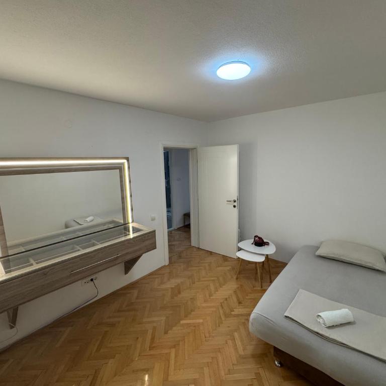 Lux Family Apartment KRUNA - Three-Bedroom Apartment - 22