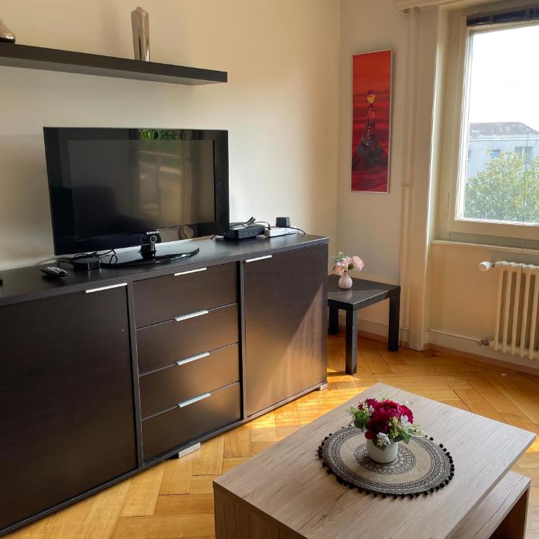 Appartement de 3 chambres à coucher - Apartment mit 3 Schlafzimmern - 4