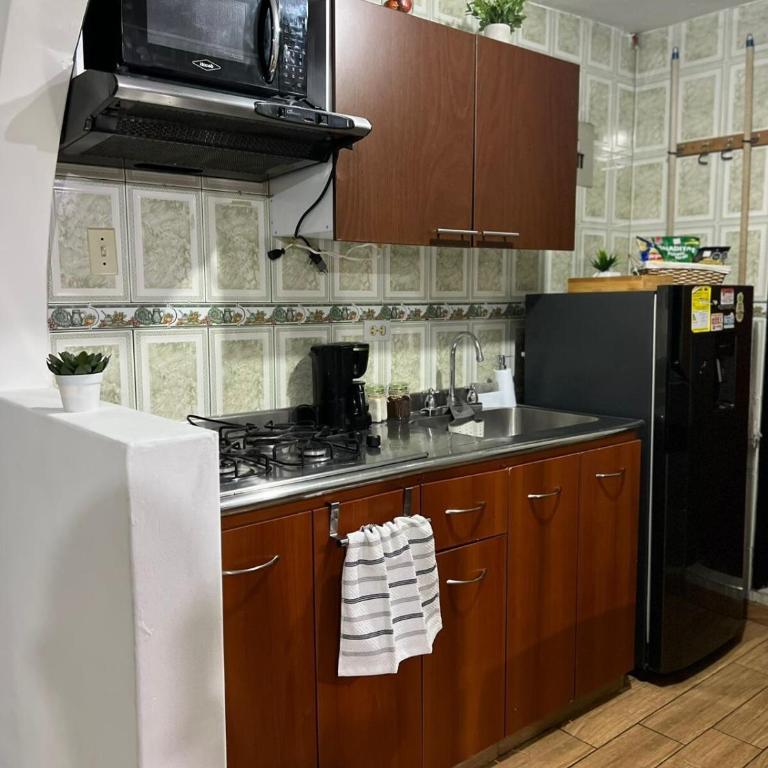 Apartmento Laureles Nogal cerca Avenida 33 y Poblado - Two-Bedroom Apartment - 13