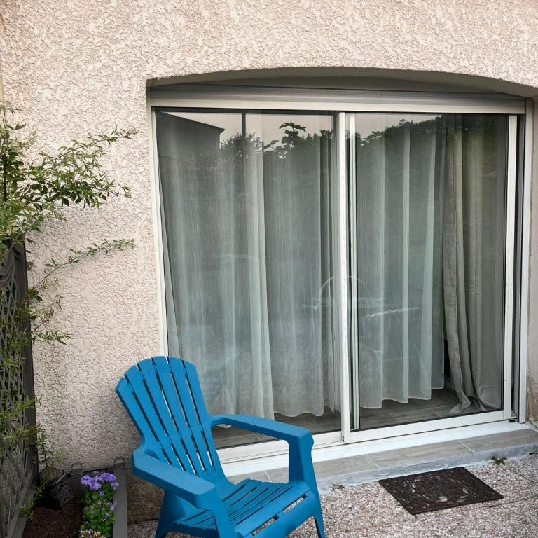Studio cosy, terrasse, logement entier Aix-en-Provence dans maison - Appartement 1 Chambre - 4