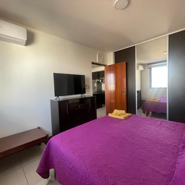 Dpto de lujo en Equipetrol, con piscina - Apartamento de 1 dormitorio - 11