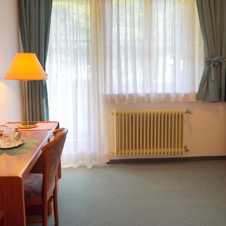 Pension Besser - Einzelzimmer mit Balkon - 3