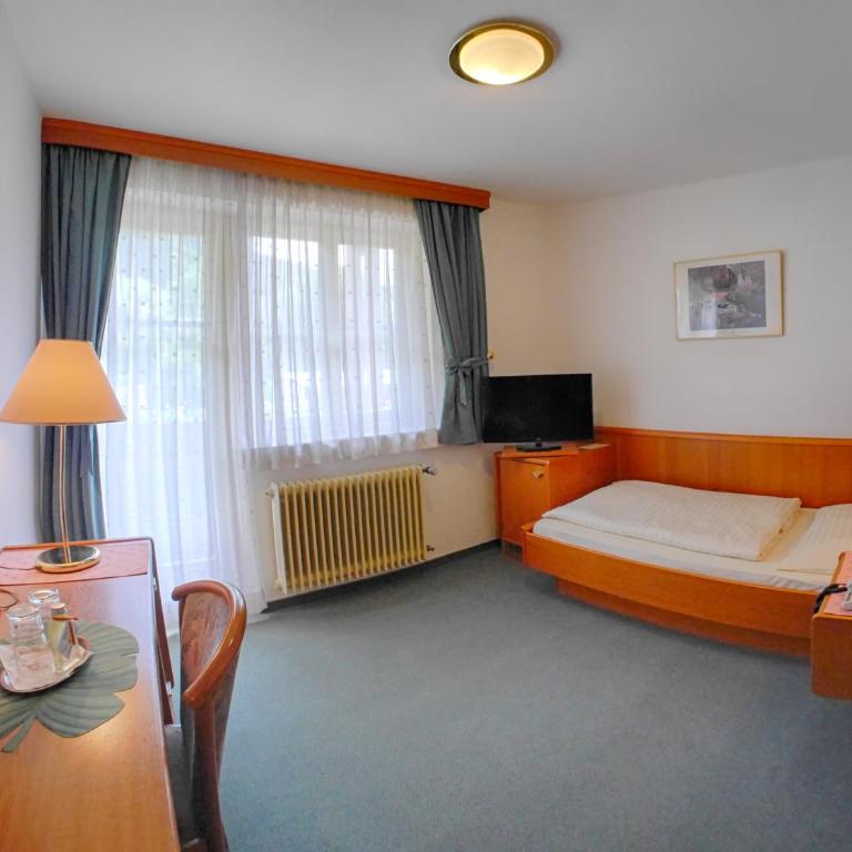 Pension Besser - Einzelzimmer mit Balkon - 4