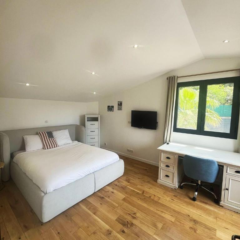 VILLA PROVENÇALE entre ANTIBES et CANNES - Maison de Vacances 4 Chambres - 18
