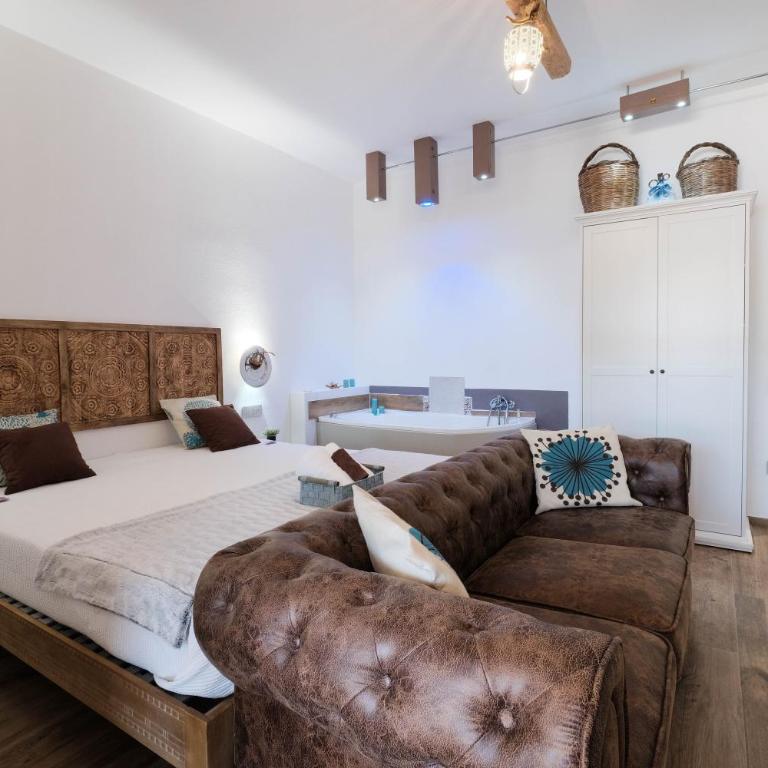 RADICI DI LUNA Exclusive Design - Suite con Vasca Idromassaggio - 5