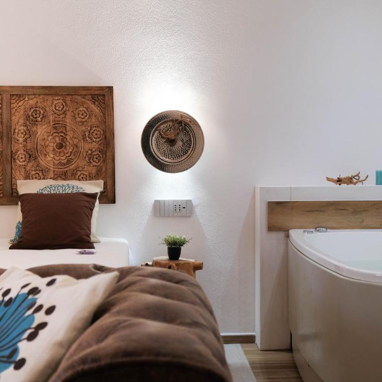 RADICI DI LUNA Exclusive Design - Suite con Vasca Idromassaggio - 6