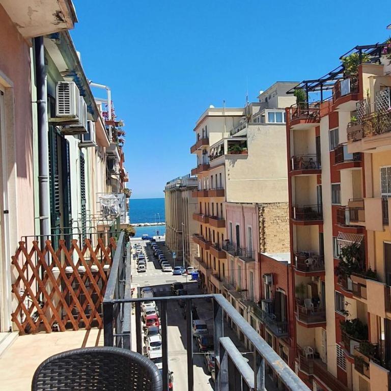 Majestic Seaview Apartment - Bari Centro - Appartamento con 3 Camere da Letto - 44