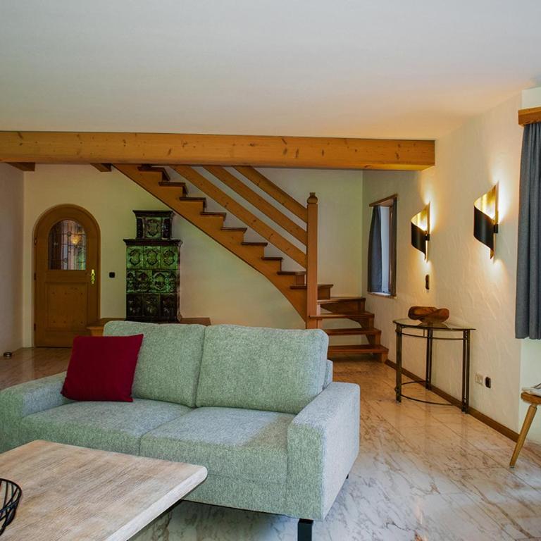 Ferienhaus Wetterstein - Two-Bedroom Apartment with Balcony and Terrace "Kreuzeck" - 5