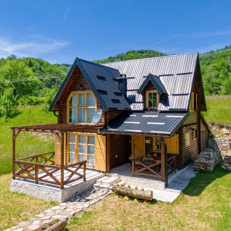 Anna's Mountain House - Koliba sa 2 Spavaće Sobe - 1