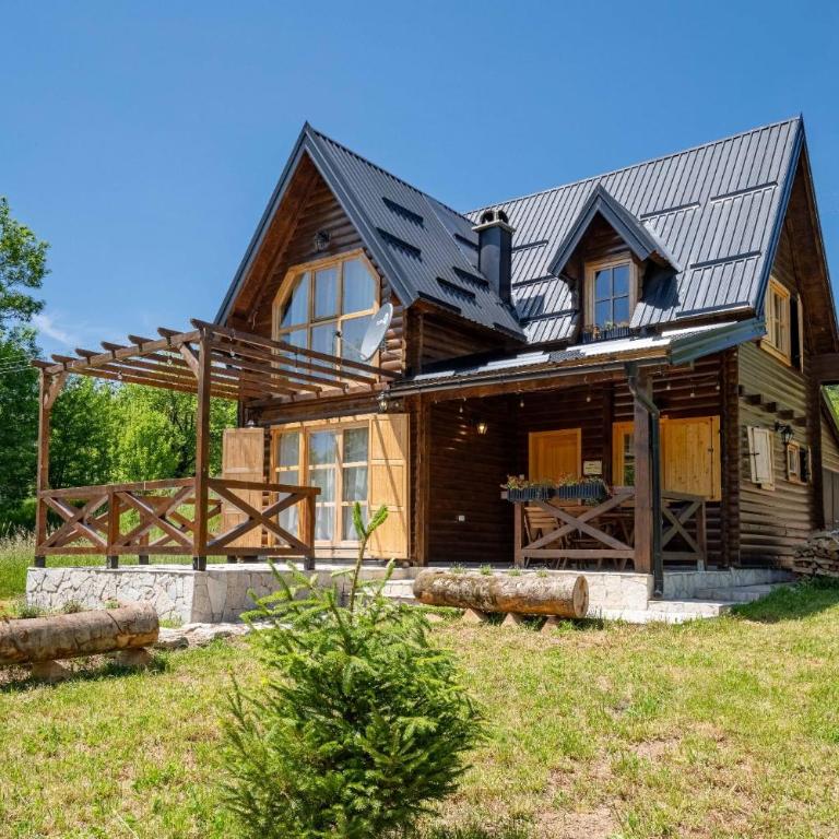 Anna's Mountain House - Koliba sa 2 Spavaće Sobe - 2