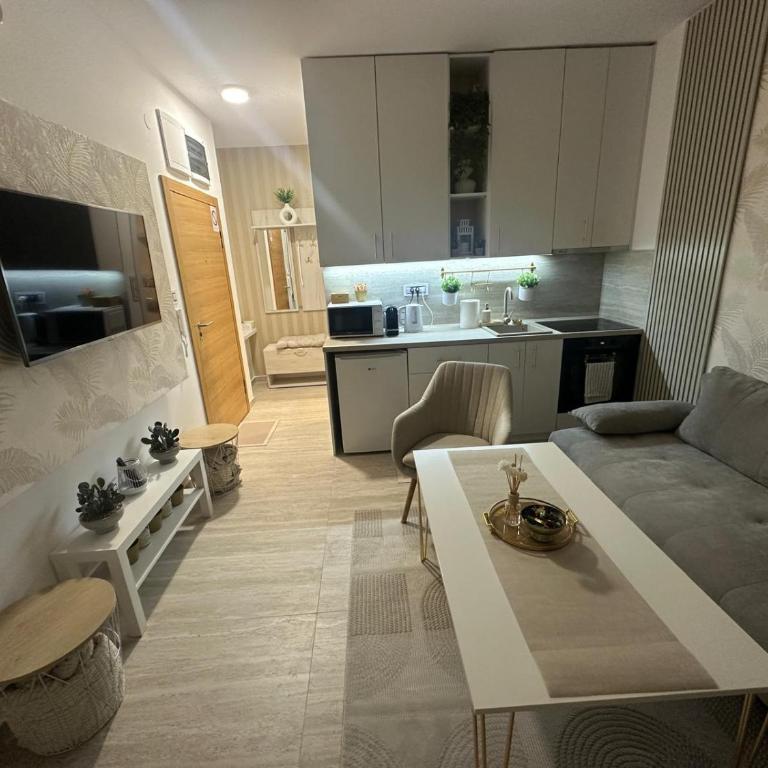 Gold LUX - Apartman sa 1 Spavaćom Sobom - 6