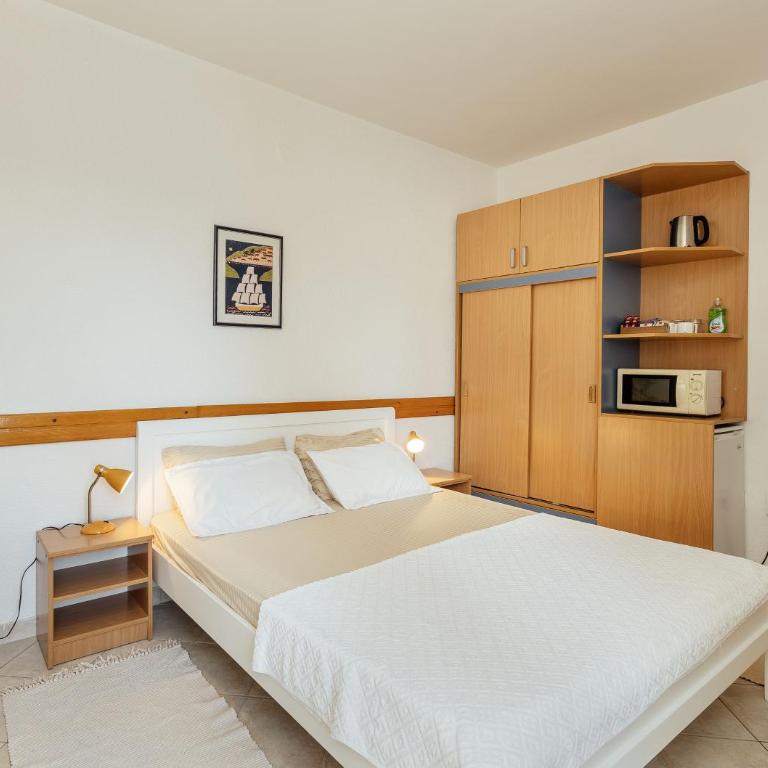 Galija - Deluxe Double Room with Balcony - 1